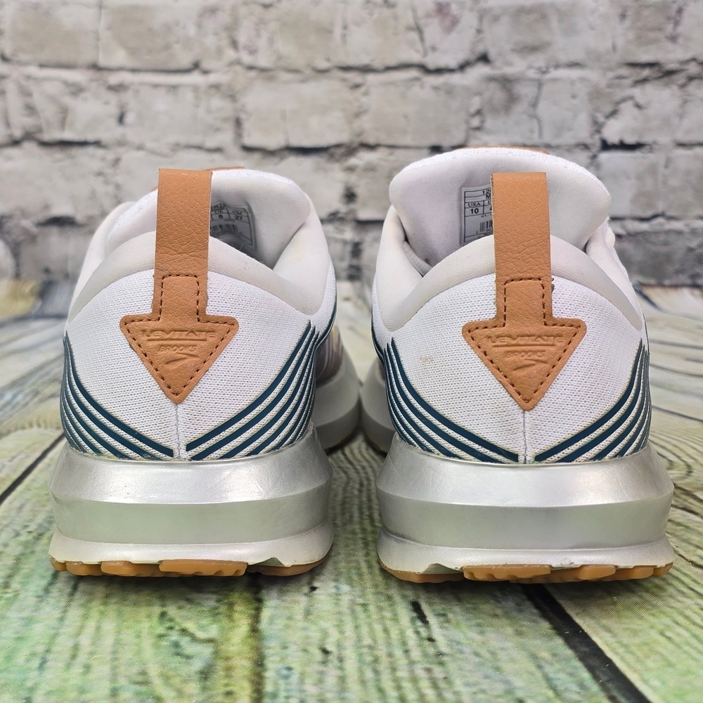 Brooks Levitate Running Shoes Womens 10 White Silver DNA AMP Athletic Sneakers - Picture 5 of 9